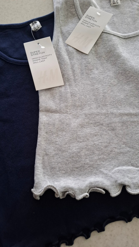 ست تاپ و شورتک کبریتی برندh&m